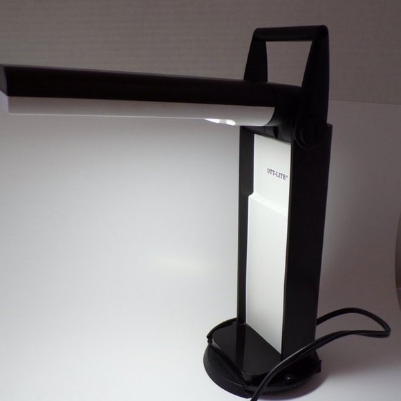 OTT-LITE Desk Top Lamp Model L139AB Black 2005 With Swivel Base ESHG2756  2/22 - Picture 5 of 7